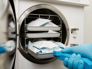 Curso Técnico de Esterilización y Limpieza de Quirófanos Sanitarios - Imagen 1